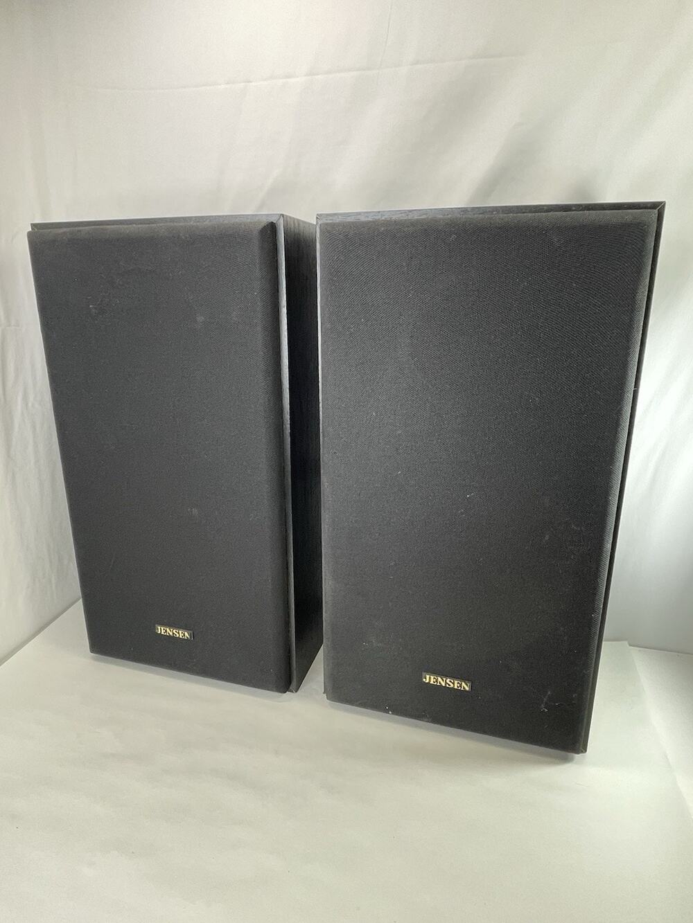 Jensen SBC65 6.5” 2-Way Bookshelf Speakers Pair Black 50W Continuous 100W Peak